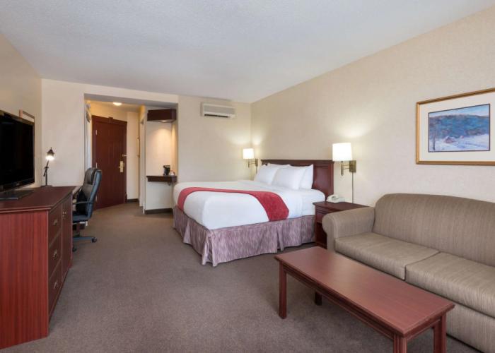 Ramada Plaza by Wyndham Gatineau/Manoir du Casino