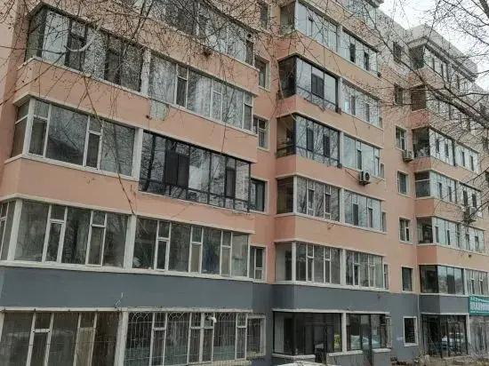 Jingqi Homestay (Yanji Yanbian University Floating Market Branch)