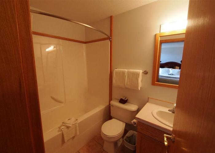 Executive House Suites Hotel & Conference Centre