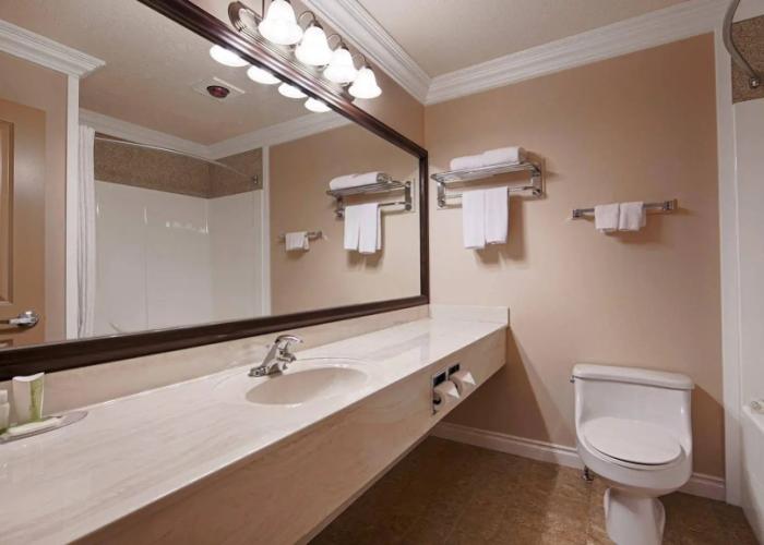 Best Western Plus Mirage Hotel & Resort