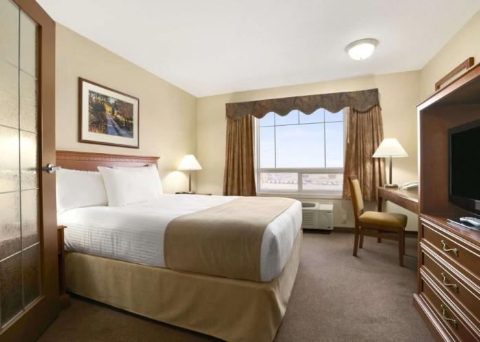 Super 8 by Wyndham High Level AB