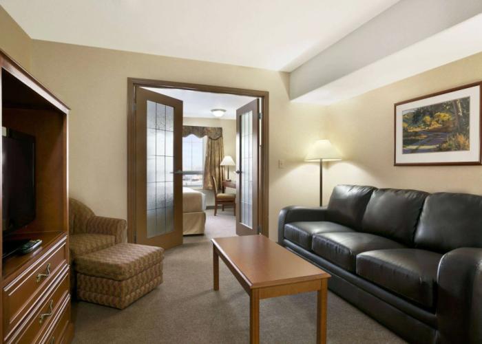 Super 8 by Wyndham High Level AB
