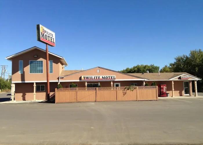 Twilite Motel & RV Park