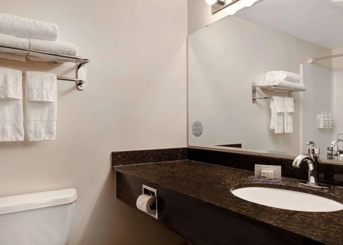 Days Inn & Conference Centre by Wyndham Prince Albert
