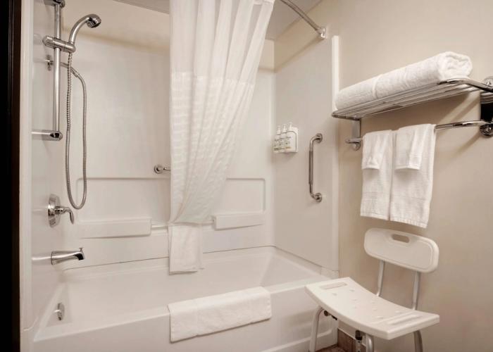 Days Inn & Conference Centre by Wyndham Prince Albert