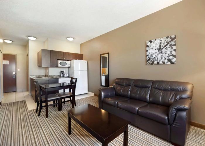 Best Western Plus Peace River Hotel & Suites