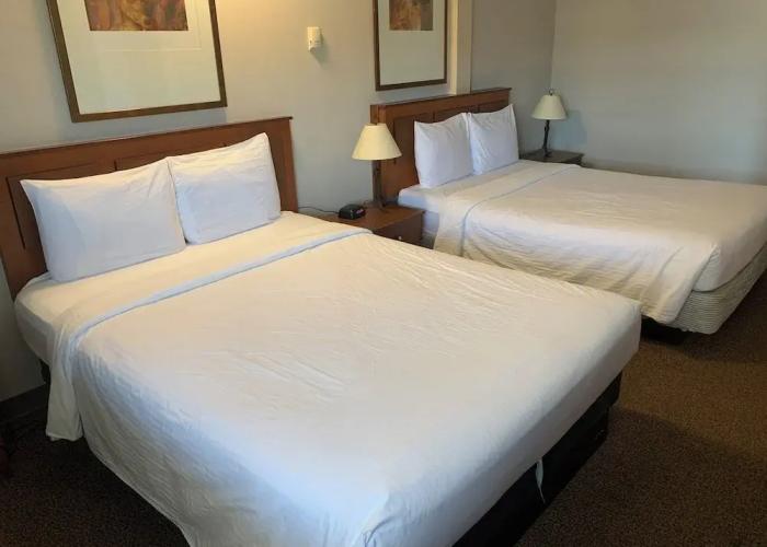 Peace Valley Inns