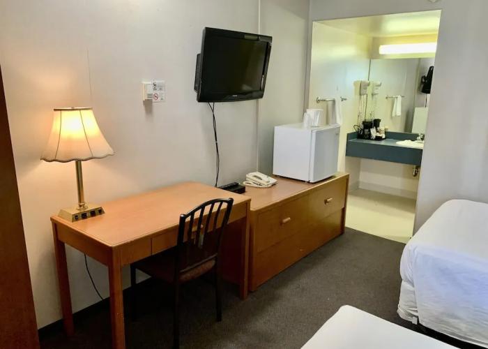Peace Valley Inns