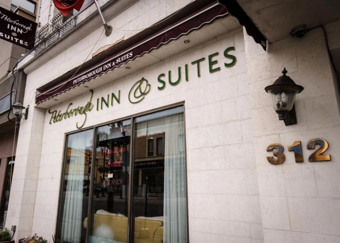 Peterborough Inn & Suites Hotel