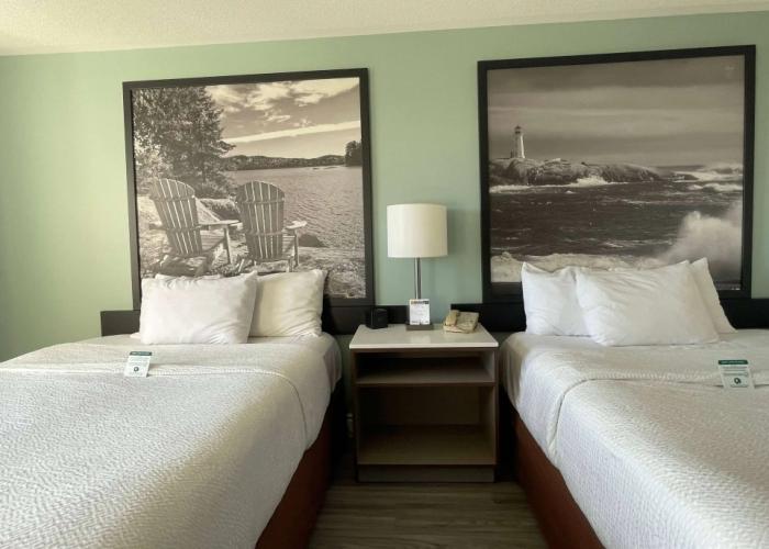 Super 8 by Wyndham Peterborough