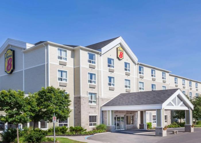 Super 8 by Wyndham Peterborough