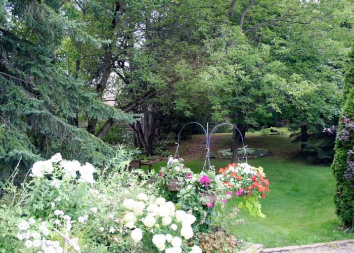 Burleys Gardens and Suite