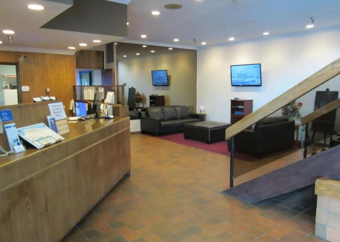 Highliner Hotel & Conference Centre