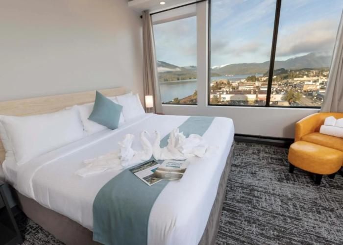 Highliner Hotel & Conference Centre