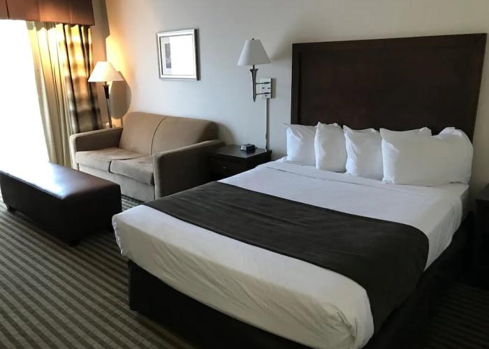 Powell River Town Centre Hotel