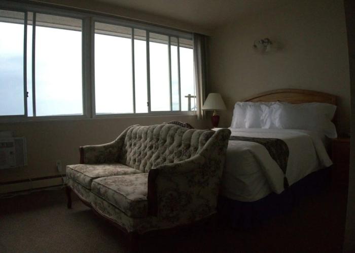 Marine Inn