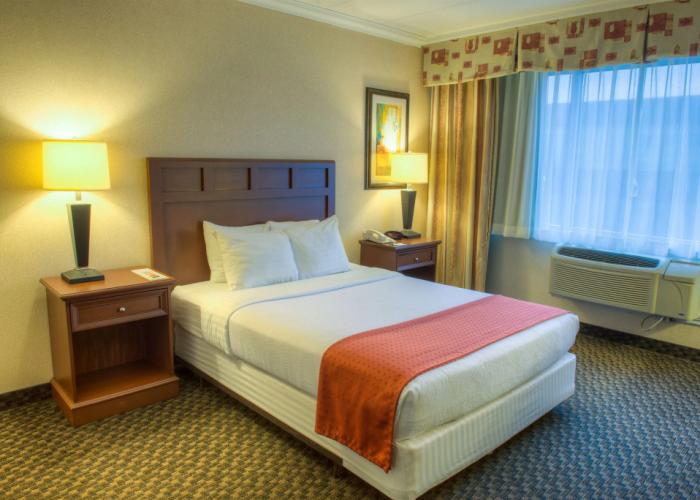Four Points by Sheraton Windsor Downtown