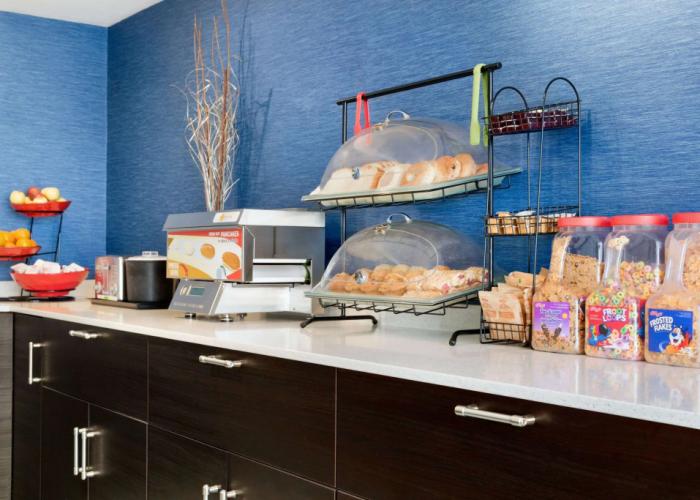 Travelodge by Wyndham Windsor