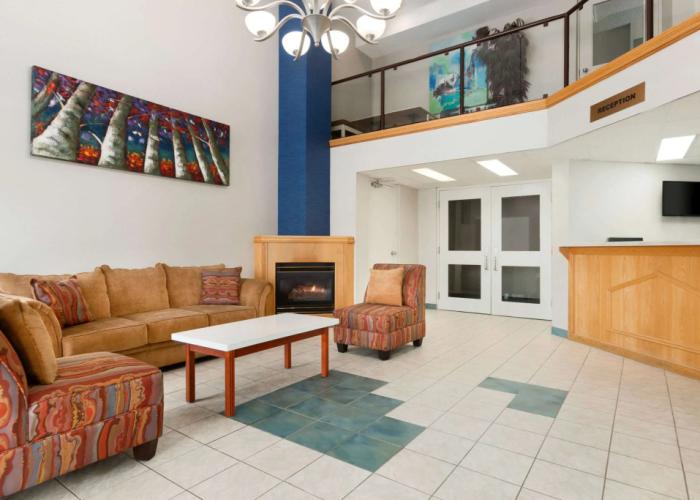 Travelodge by Wyndham Windsor