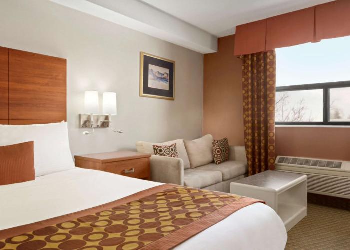 Travelodge by Wyndham Windsor