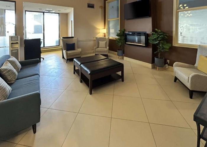 Comfort Inn & Suites Ambassador Bridge