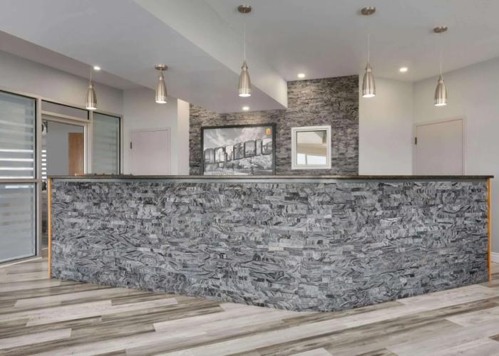 Super 8 by Wyndham Windsor/Dougall