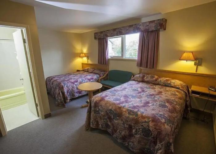 Lake-Vu Motel