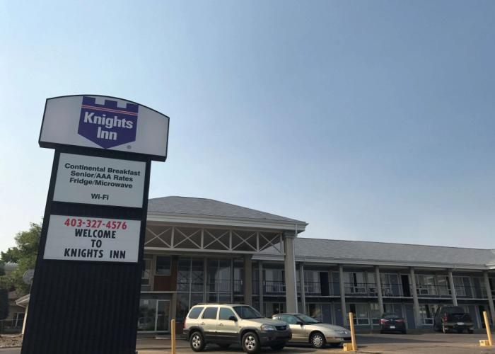 Knights Inn Lethbridge