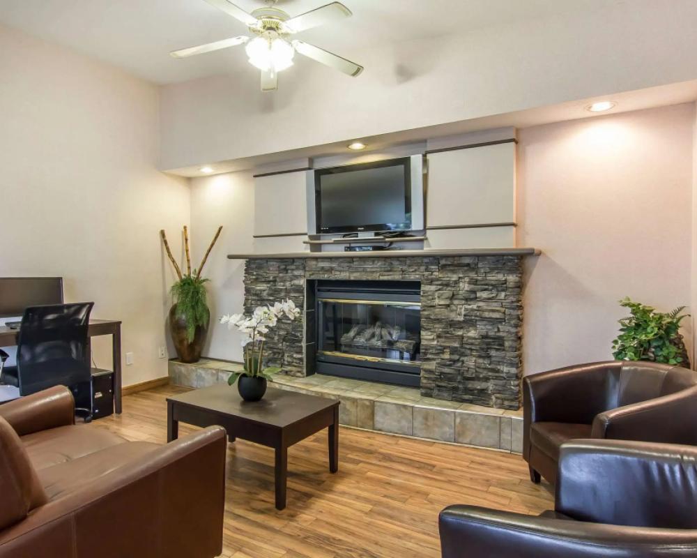 фото Econo Lodge Lethbridge