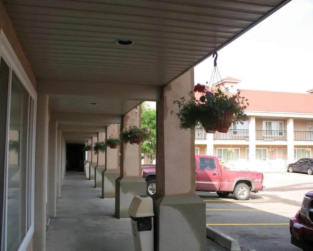 фото Econo Lodge Lethbridge