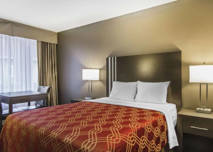 Econo Lodge Lethbridge