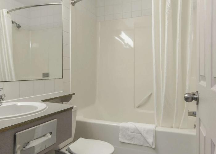 Econo Lodge Lethbridge