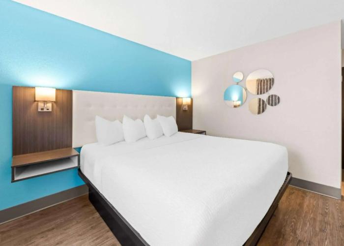 Howard Johnson by Wyndham Thunder Bay