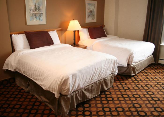 Prince Arthur Waterfront Hotel & Suites