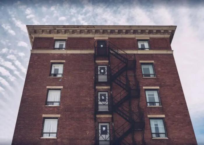 Prince Arthur Waterfront Hotel & Suites
