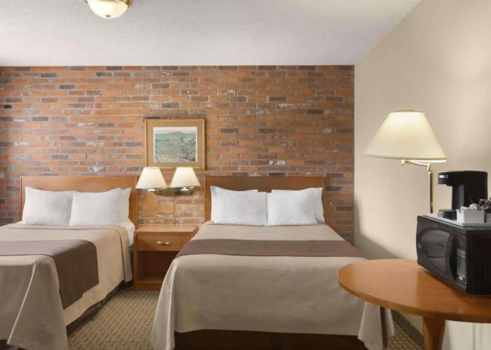 Travelodge by Wyndham Thunder Bay