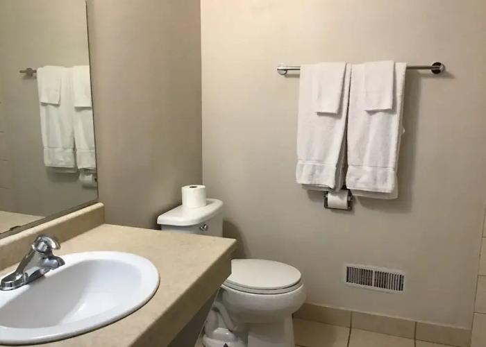 Kingsway Inn Motel