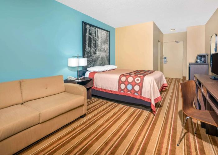 Super 8 by Wyndham Thunder Bay