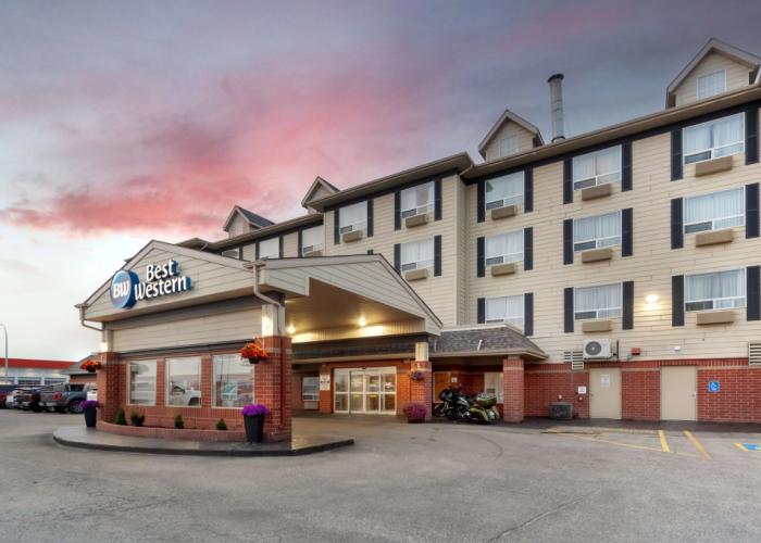Best Western Grande Prairie Hotel & Suites