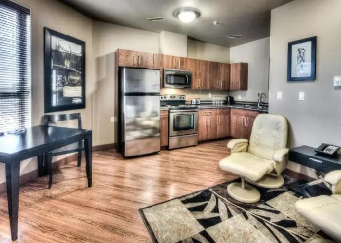 Grand Inn & Residence (ex. Podollan Rez-idence Grande Prairie) 