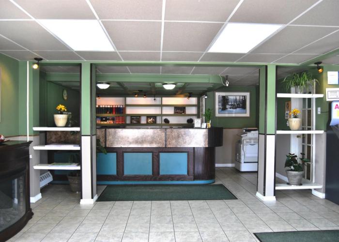 Canadian Motor Inn
