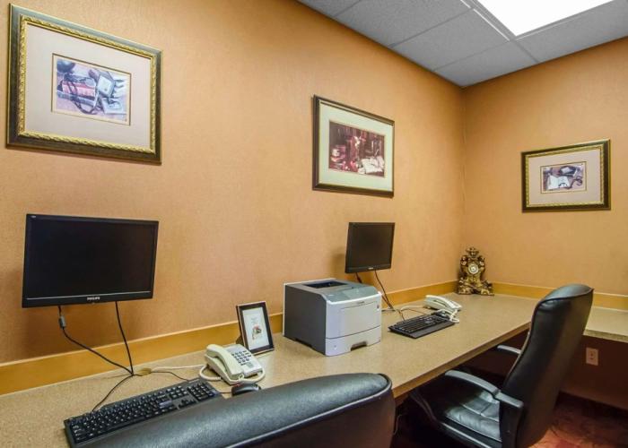 Quality Inn & Suites