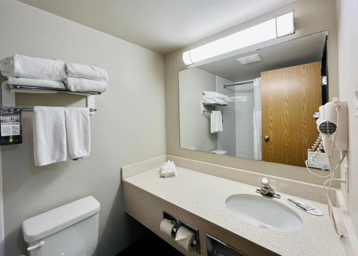 Super 8 by Wyndham Grande Prairie