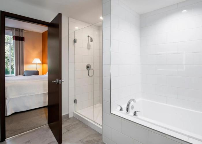 Four Points by Sheraton Grande Prairie