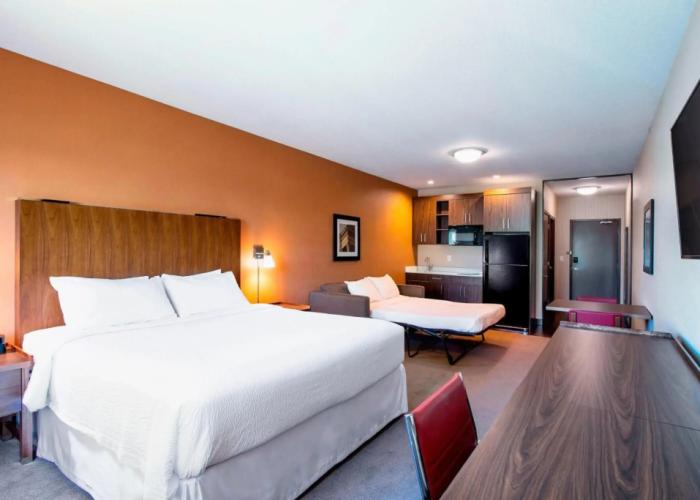 Four Points by Sheraton Grande Prairie