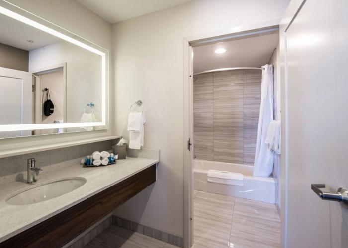 Encore Suites by Service Plus Inns