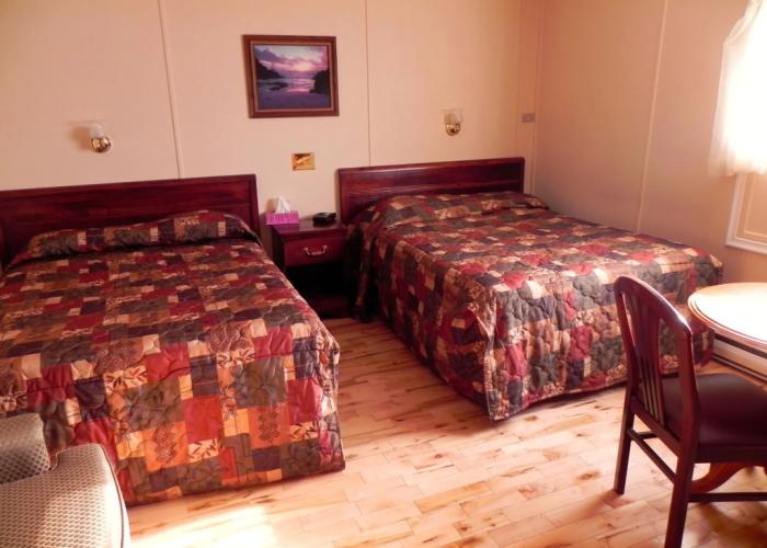 Harbourview Inn & Suites