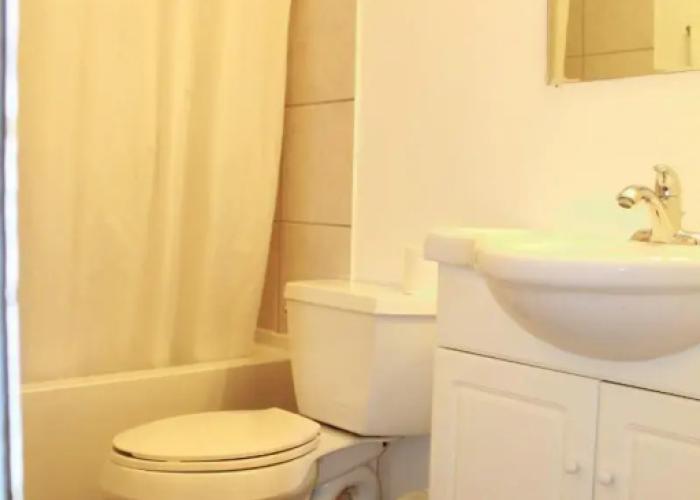 Harbourview Inn & Suites