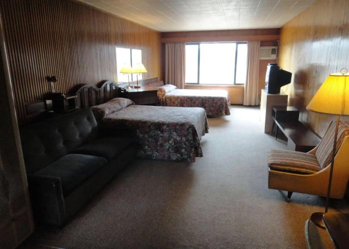 Airport Inn Motel & RV Park