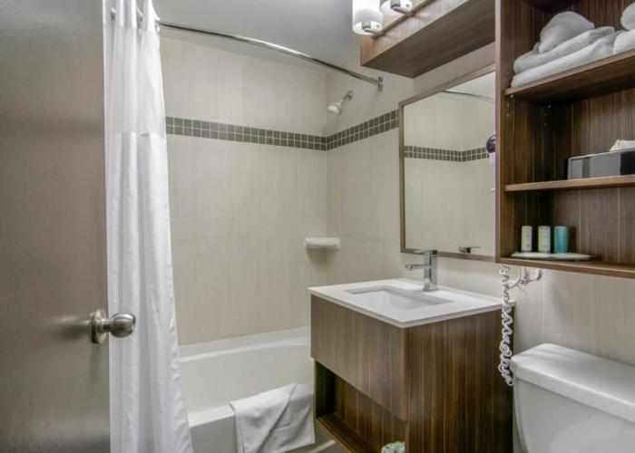 Clarion Hotel